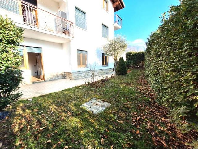 Appartamento in vendita a Casnigo, Lombardia