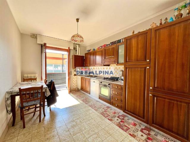 Appartamento in vendita a Casnigo, Lombardia