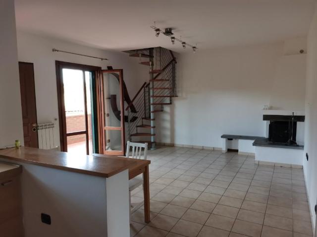 Appartamento in vendita a Casole D'elsa, Toscana