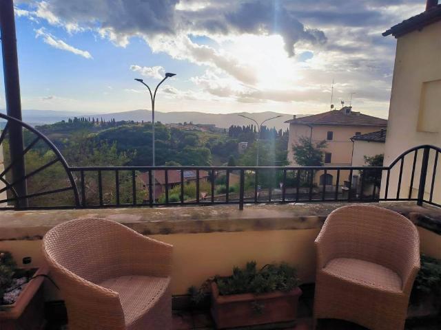 Appartamento in vendita a Casole D'elsa, Toscana