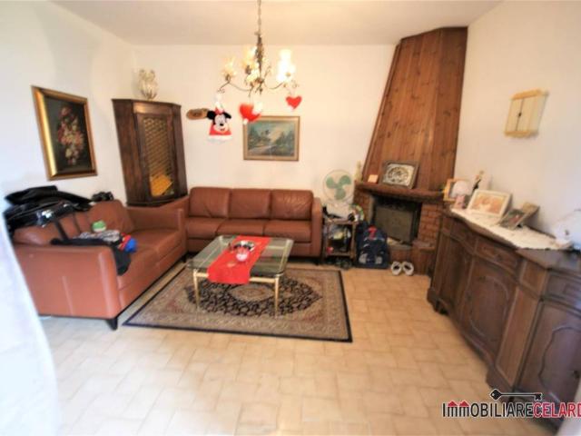 Appartamento in vendita a Casole D'elsa, Toscana