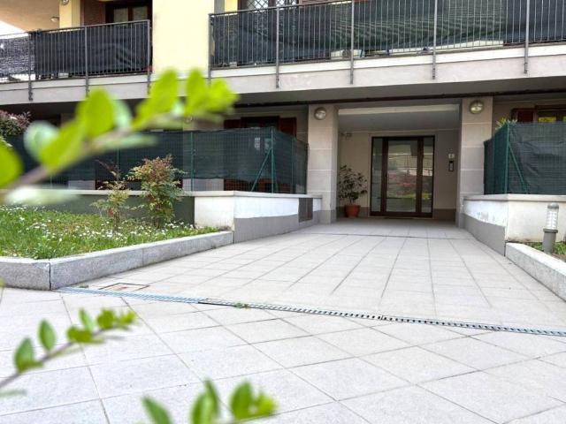 Appartamento in vendita a Casorate Primo, Lombardia