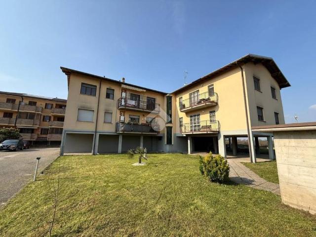 Appartamento in vendita a Casorate Primo, Lombardia