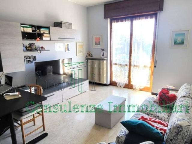 Appartamento in vendita a Casorate Primo, Lombardia
