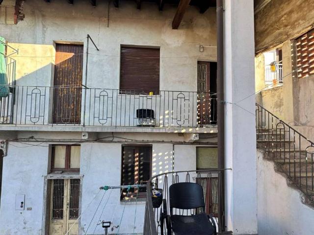 Appartamento in vendita a Casorate Sempione, Lombardia