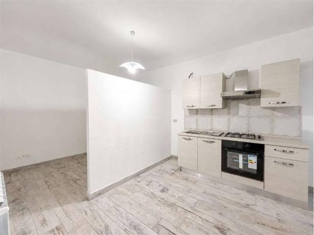 Appartamento in vendita a Casorezzo, Lombardia