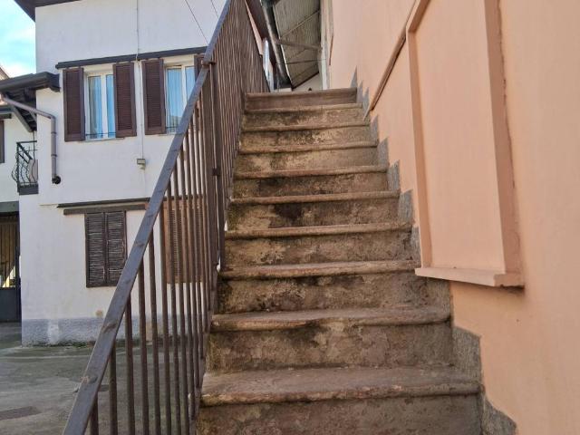 Appartamento in vendita a Casorezzo, Lombardia