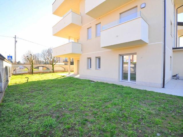 Appartamento in vendita a Casorezzo, Lombardia