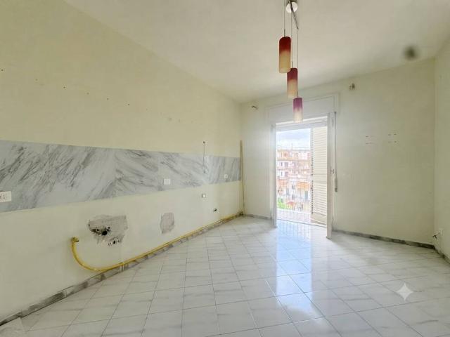 Appartamento in vendita a Casoria, Campania