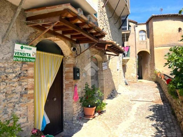 Appartamento in vendita a Casperia, Lazio