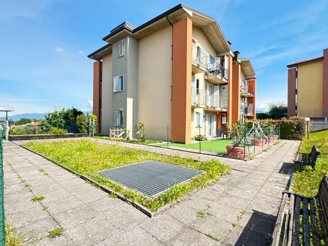 Appartamento in vendita a Cassago Brianza, Lombardia