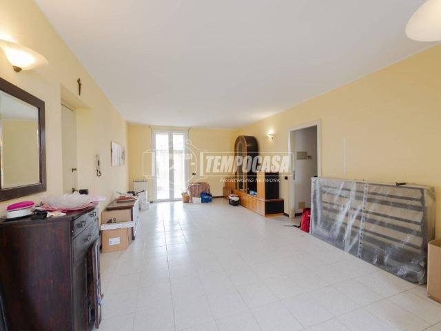 Appartamento in vendita a Cassago Brianza, Lombardia