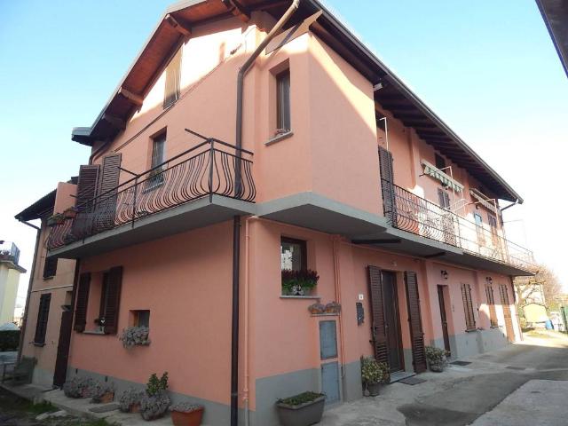 Appartamento in vendita a Cassago Brianza, Lombardia