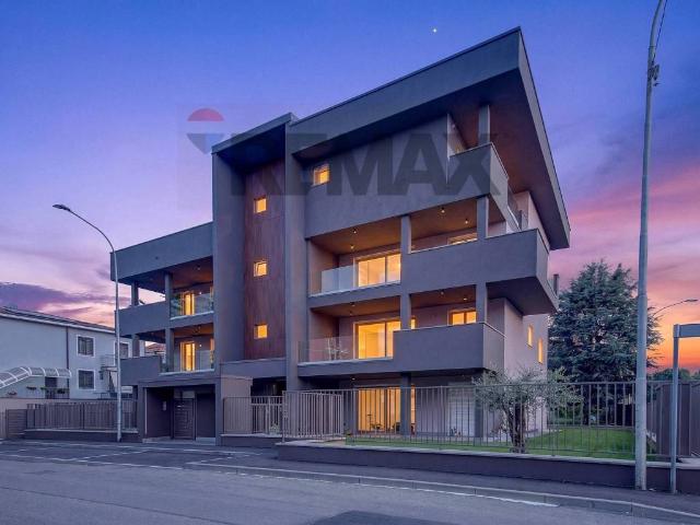 Appartamento in vendita a Cassano D'adda, Lombardia