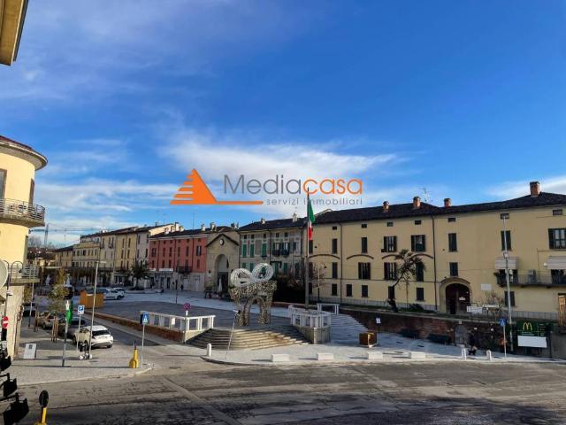Appartamento in vendita a Cassano D'adda, Lombardia