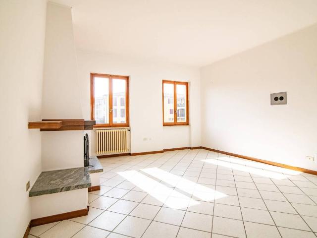Appartamento in vendita a Cassano D'adda, Lombardia