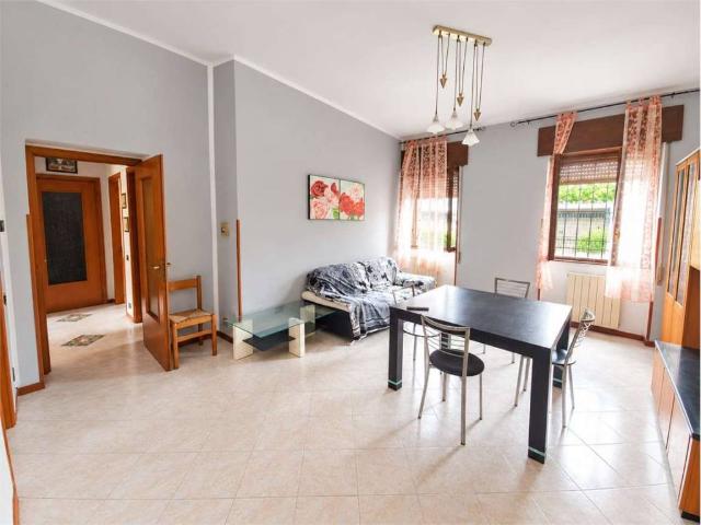Appartamento in vendita a Villa, Cassano Magnago