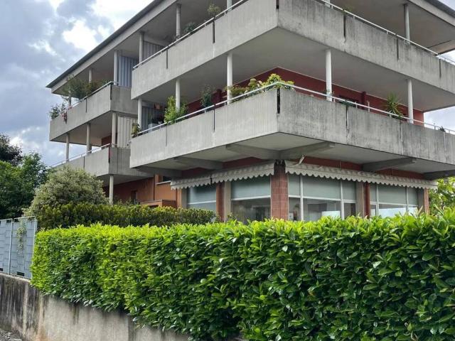 Appartamento in vendita a Villa, Cassano Magnago