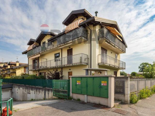 Appartamento in vendita a Boschirolo, Cassano Magnago