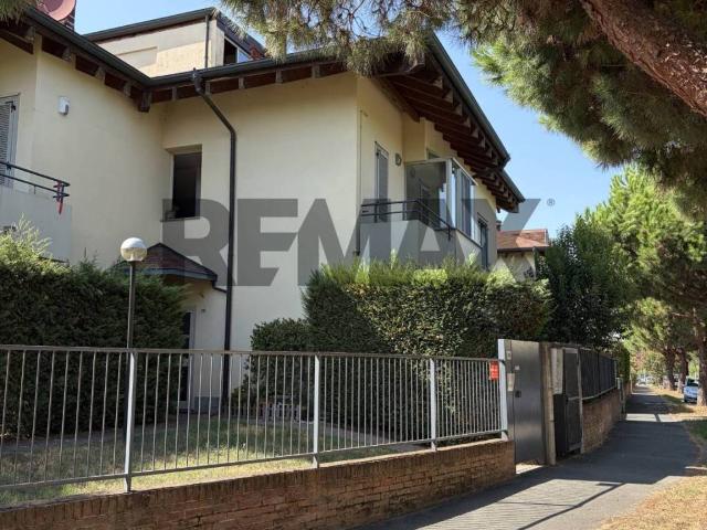 Appartamento in vendita a Cassinetta Di Lugagnano, Lombardia