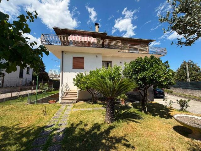 Appartamento in vendita a Sant'Angelo in Theodice, Cassino