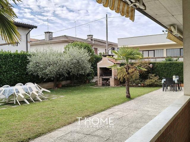 Appartamento in vendita a Cassola, Vicenza