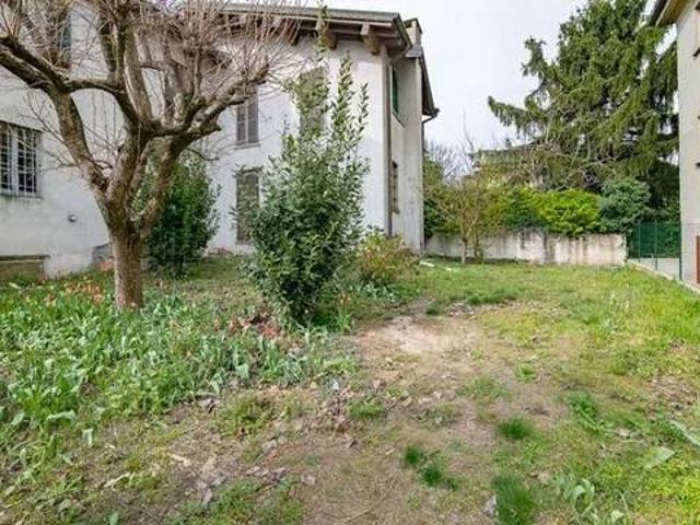 Appartamento in vendita a Casa Alberici, Castana