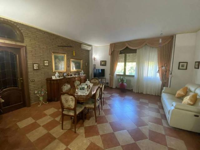 Appartamento in vendita a La Chiusa, Casteggio