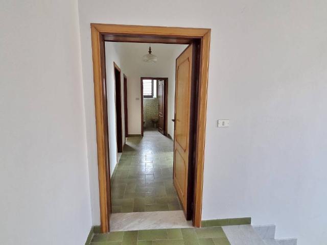 Appartamento in vendita a Castel Baronia, Campania