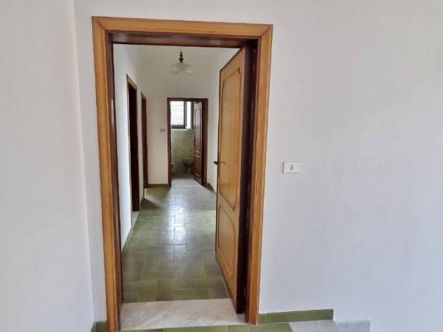 Appartamento in vendita a Castel Baronia, Campania