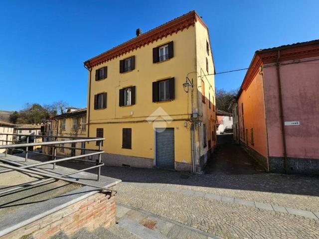 Appartamento in vendita a Piemonte, Asti