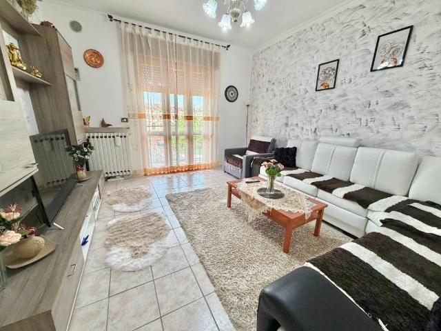 Appartamento in vendita a Castel D'ario, Lombardia
