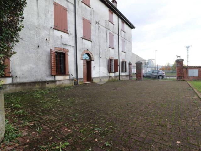 Appartamento in vendita a Castel D'ario, Lombardia