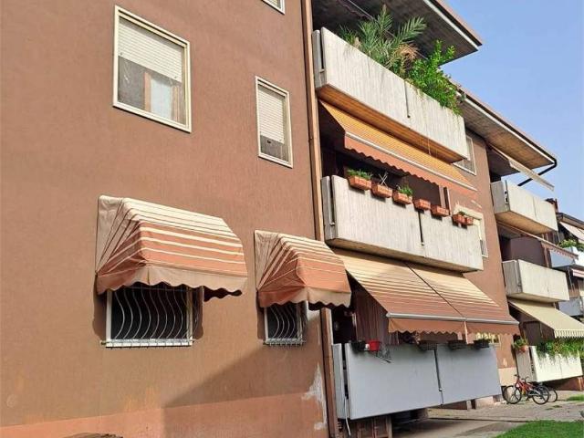 Appartamento in vendita a Azzano, Castel D'azzano