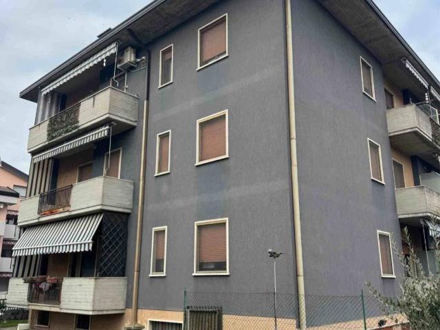Appartamento in vendita a Azzano, Castel D'azzano