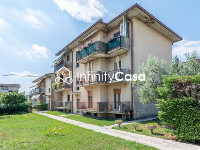 Appartamento in vendita a Azzano, Castel d'Azzano