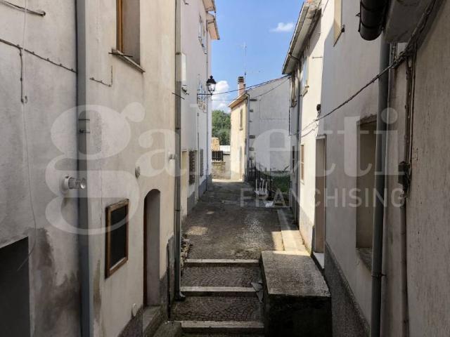 Appartamento in vendita a Castel Del Giudice, Molise
