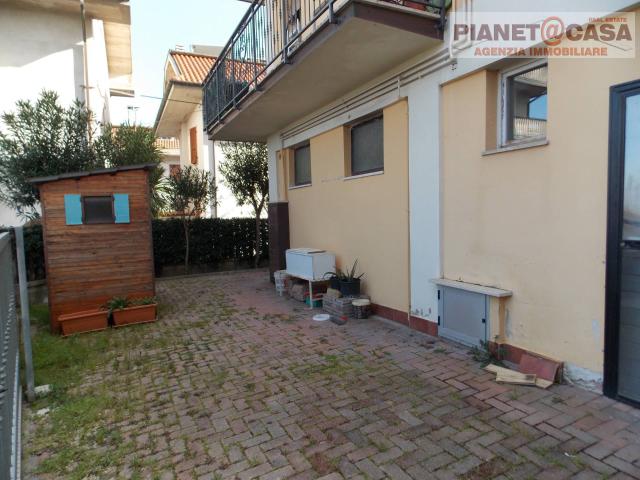 Appartamento in vendita a Piattoni, Marche