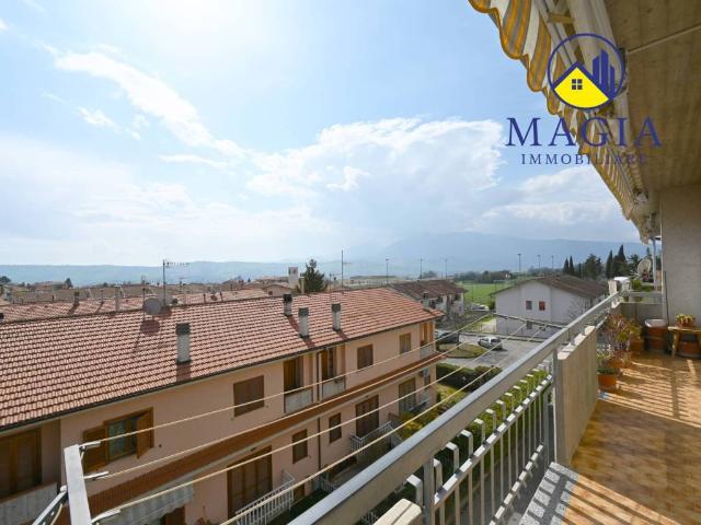 Appartamento in vendita a Piattoni, Marche
