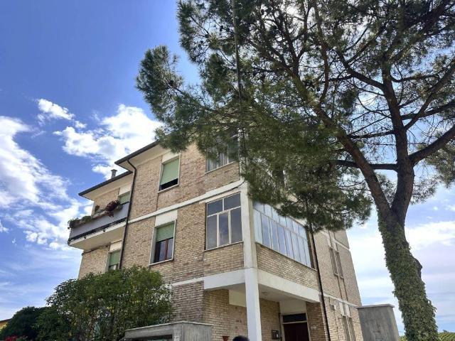 Appartamento in vendita a Piattoni, Marche