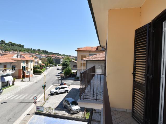 Appartamento in vendita a Cerreto, Marche