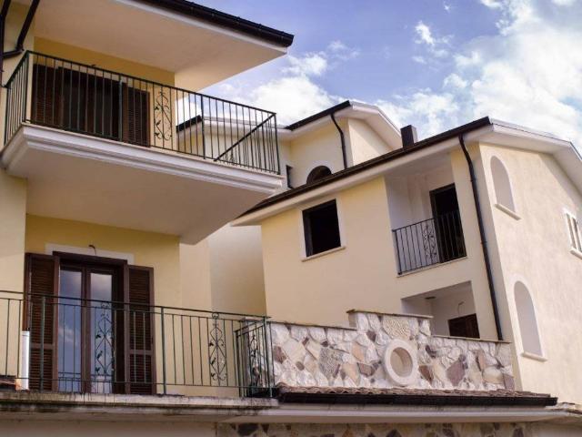 Appartamento in vendita a Castel Di Sangro, Abruzzo