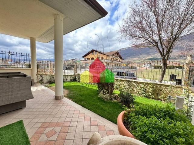 Appartamento in vendita a Castel Di Sangro, Abruzzo