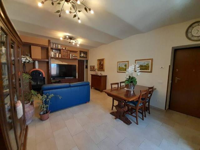 Appartamento in vendita a Castel Di Sangro, L'aquila