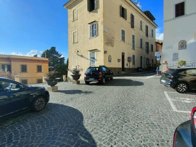 Appartamento in vendita a Castel Gandolfo, Roma Capitale