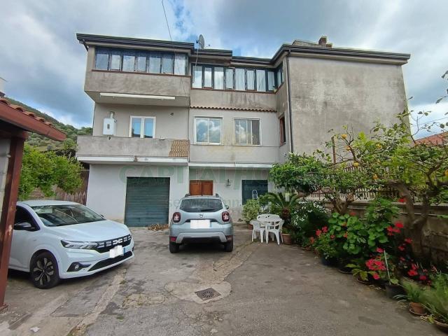 Appartamento in vendita a Castel Morrone, Campania