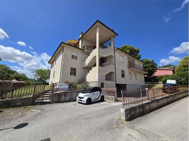 Appartamento in vendita a Castel Ritaldi, Umbria