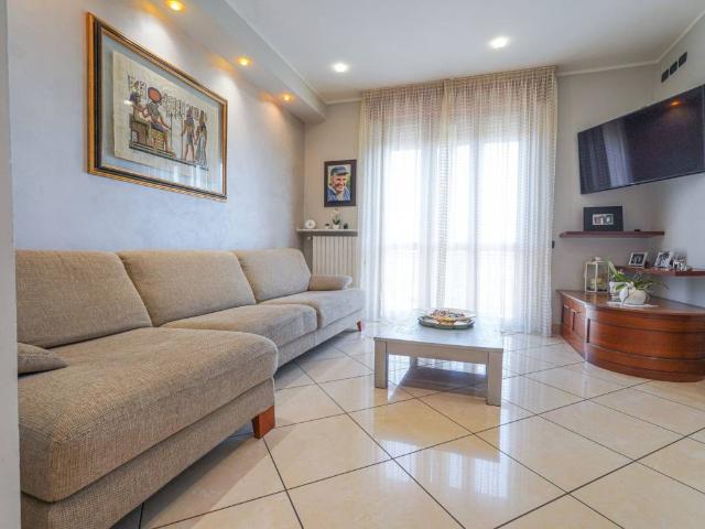 Appartamento in vendita a Castel Rozzone, Lombardia