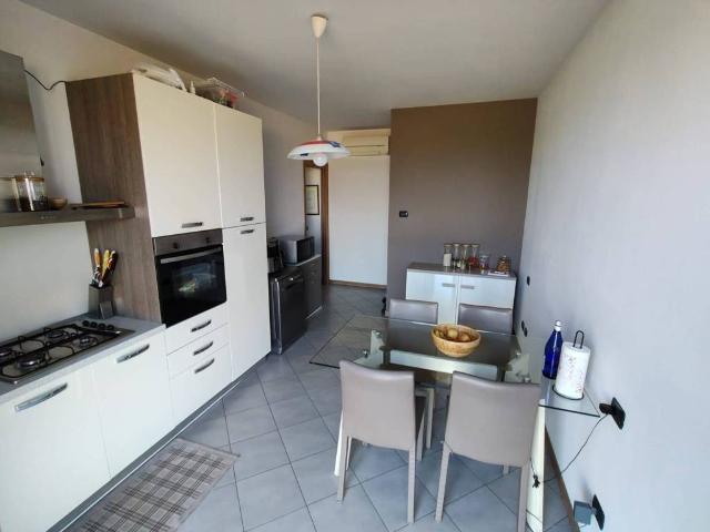 Appartamento in vendita a Castel Rozzone, Lombardia