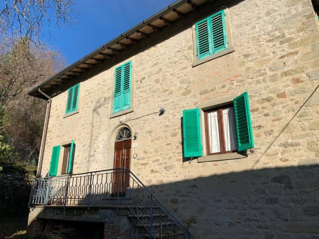 Appartamento in vendita a Castel San Niccolò, Toscana